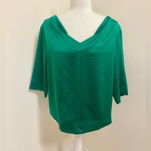 Exquisite emerald green vintage COS blouse!